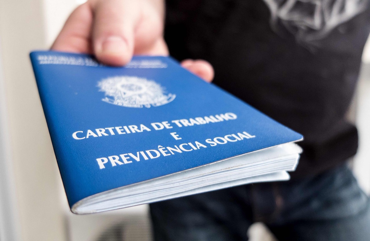 Paraná chega a 359,3 mil pessoas inseridas no mercado de trabalho desde 2019